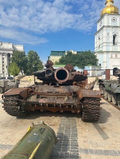 T72